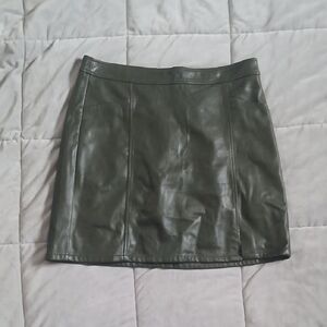 LOFT Dark Green Faux Leather Mini Skirt Size 10